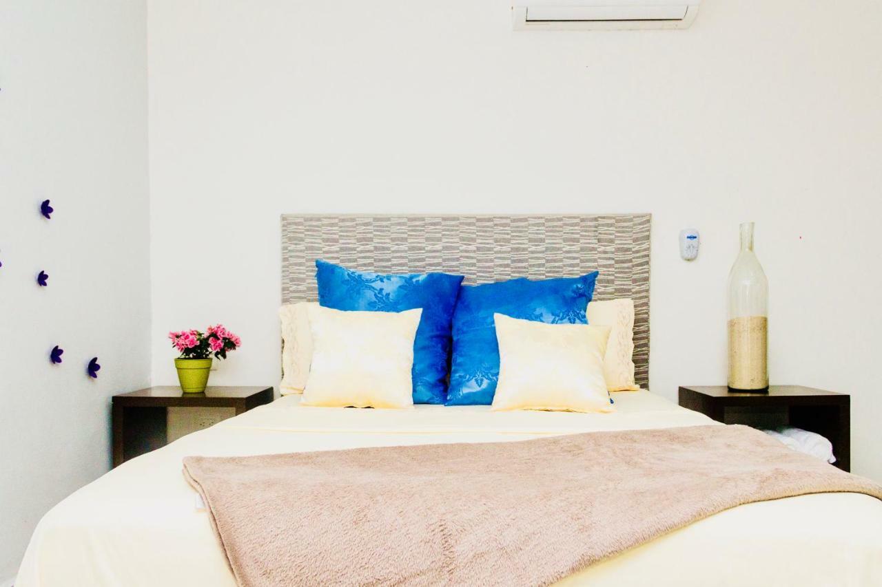 Aquamarina Economy Studio 2*